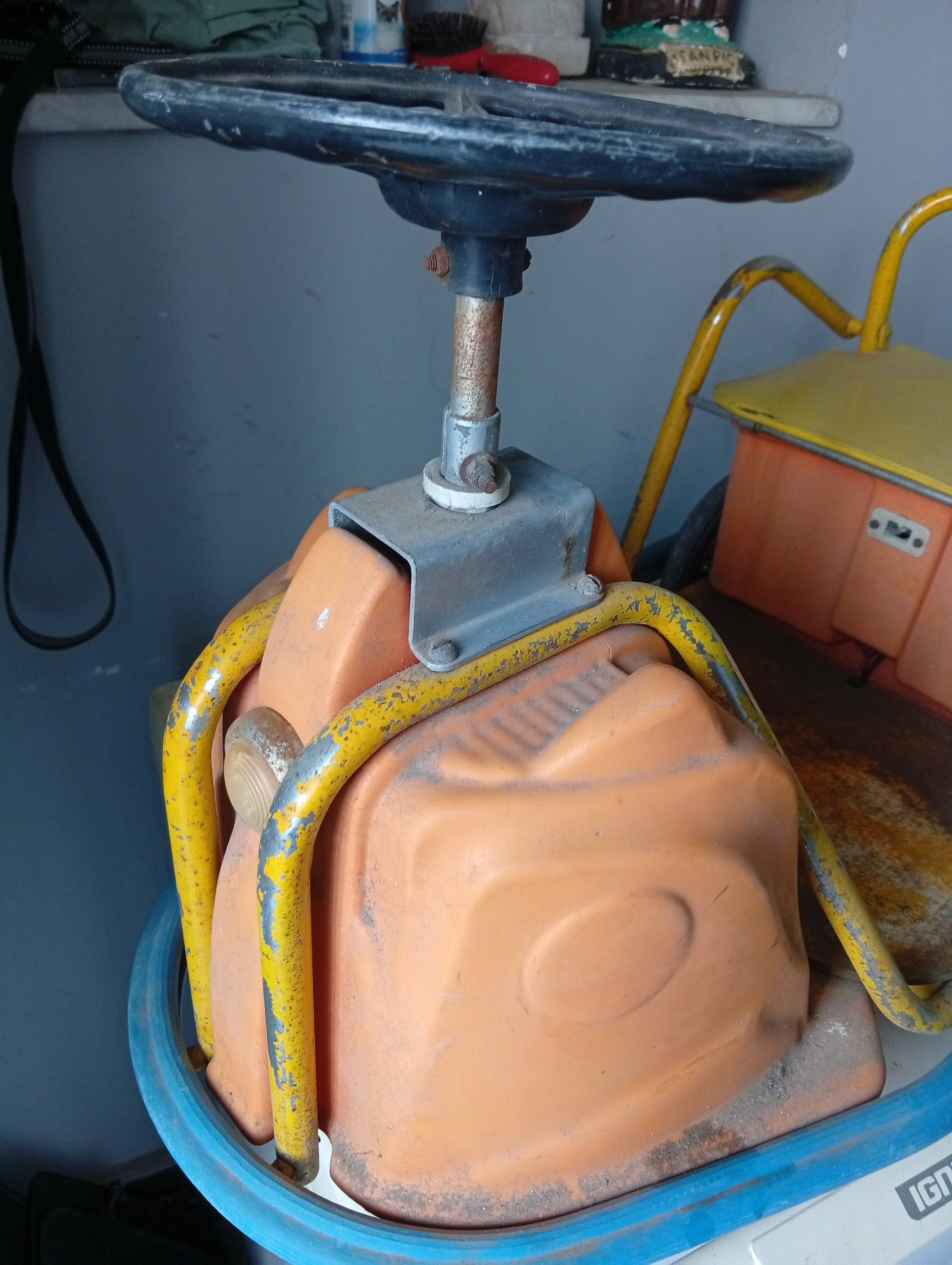 Prossimo restauro autoscontro Giordani