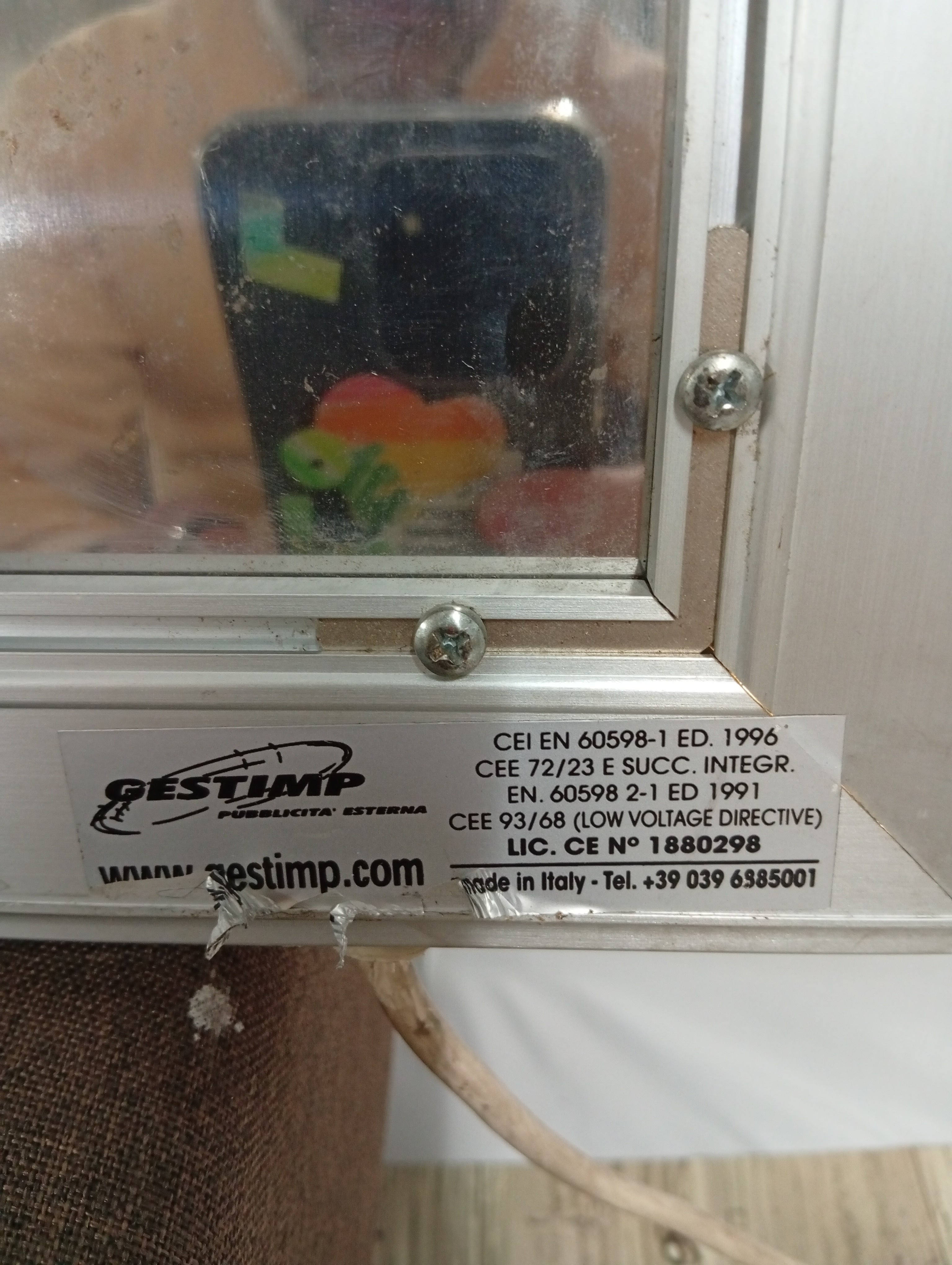 Insegna luminosa Smirnoff