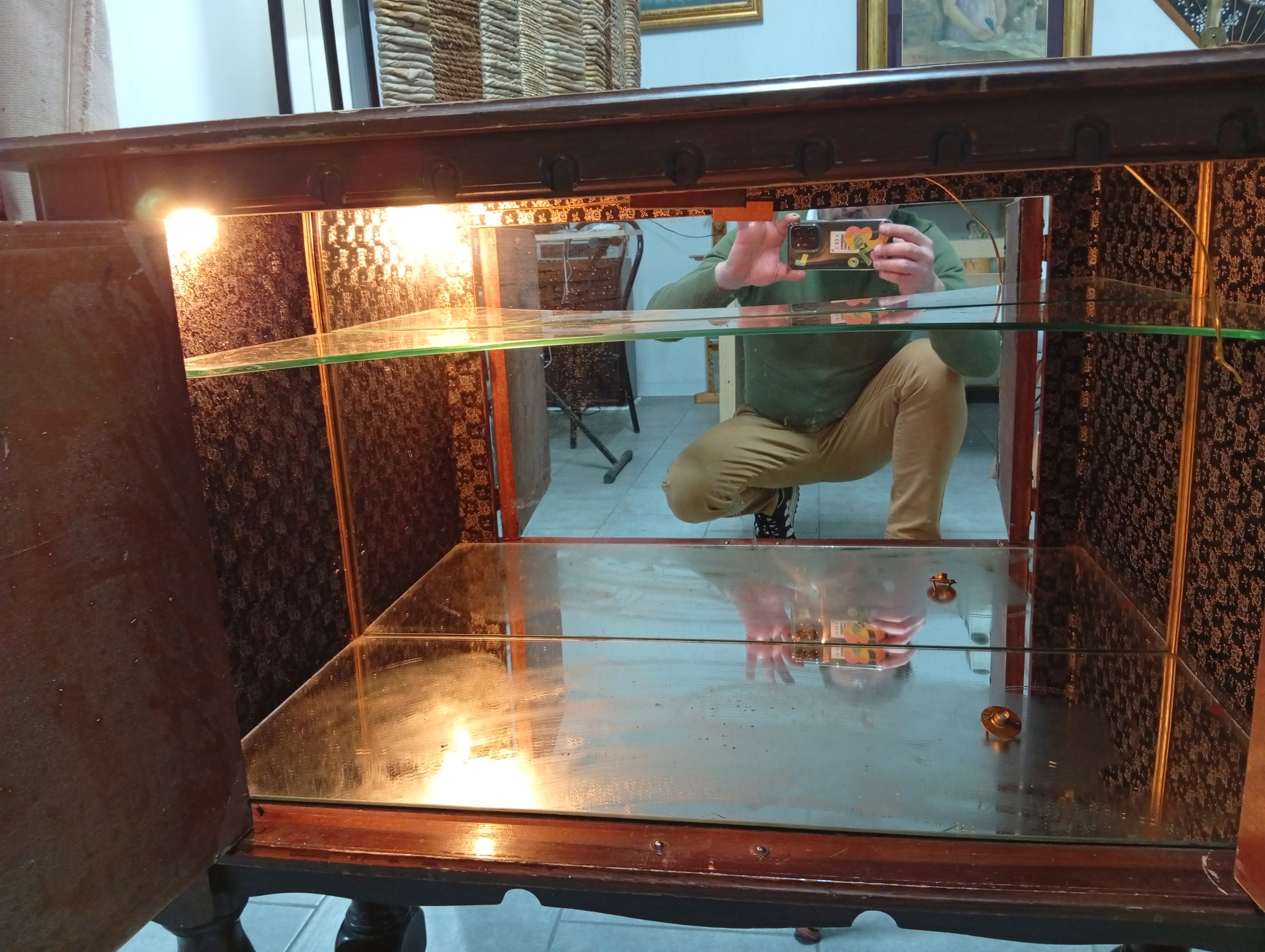 Restauro mobile bar catalano 19°secolo